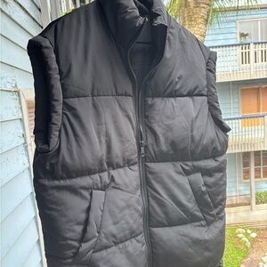 Men's Black Puffer Vest